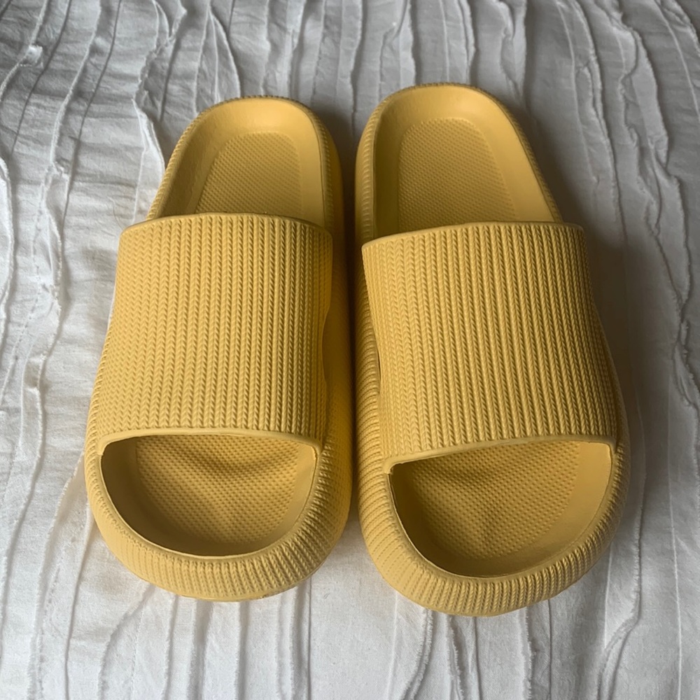 BRAND-NEW Cloud Slides